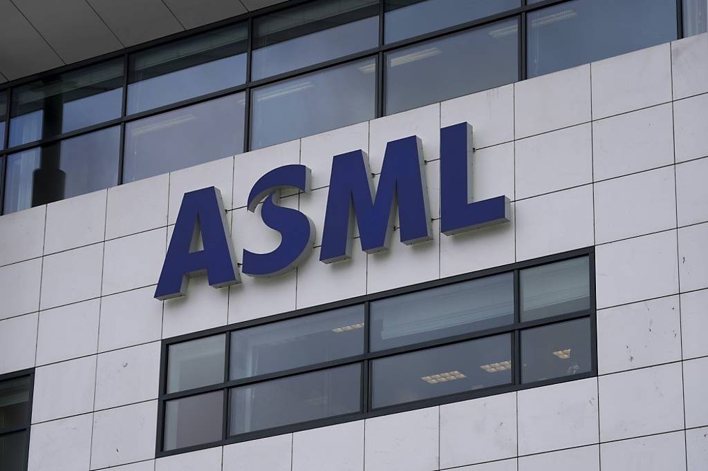 ASML首季營收、淨利雙雙下滑 新訂單不如預期