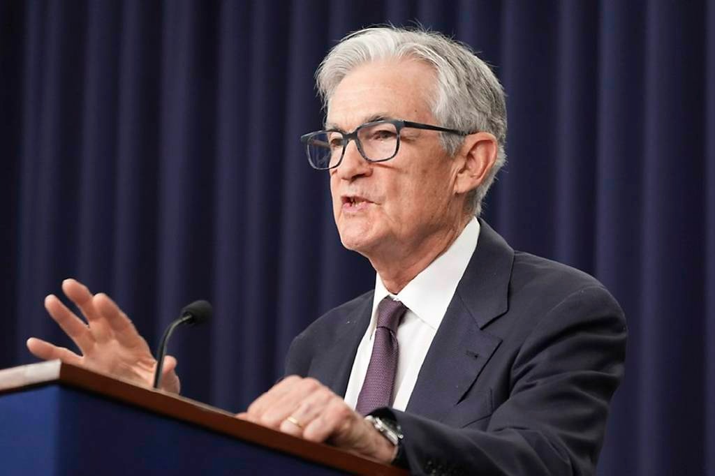 Fed會議重點：今年估降息2次、官員分歧擴大、上調通膨預期