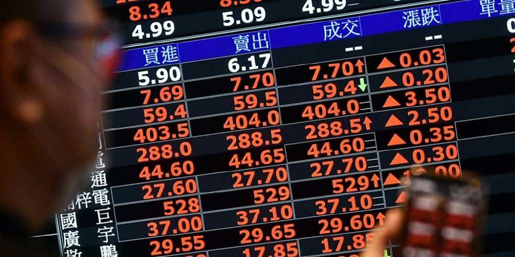 台積止穩、塑化強出頭 台股重登月線 法人：指數戰新高唯「它」是問