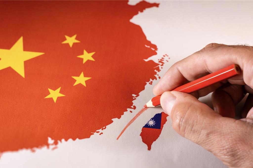 陸解放軍圍台軍演 重點演練包括封控要港、奪取綜合製權 