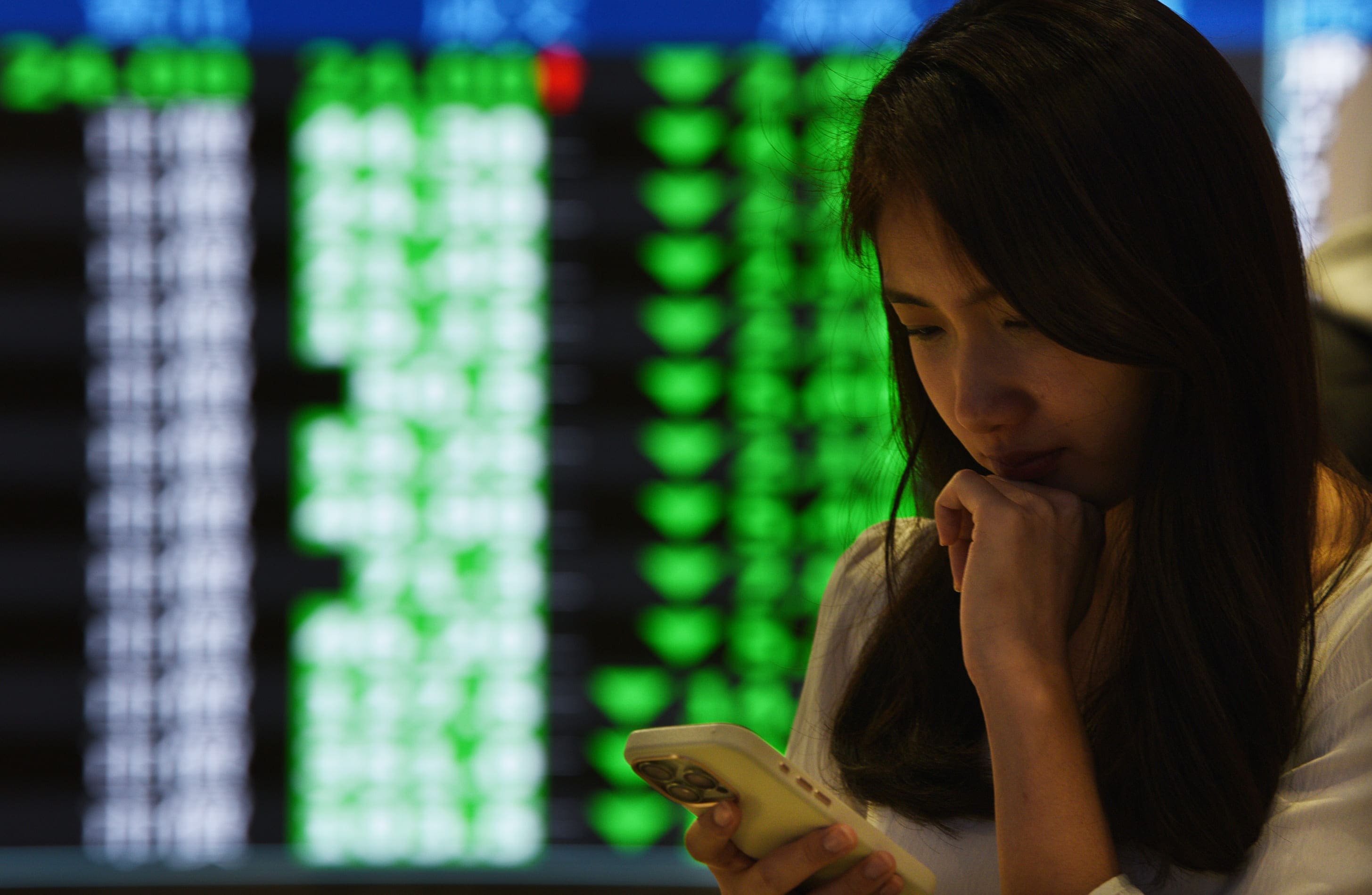 外資倒貨481億 台股急殺後怎麼走？法人點出三個關鍵觀察