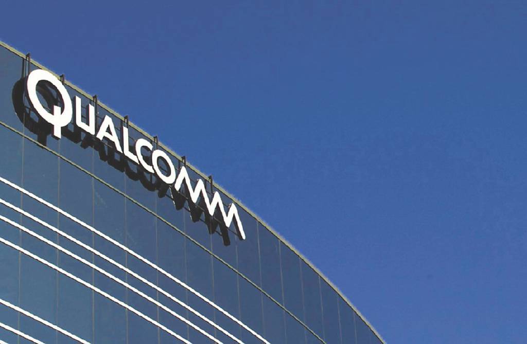 HBM搶產能重創手機供應鏈 高通示警：記憶體供應決定全年手機市場 