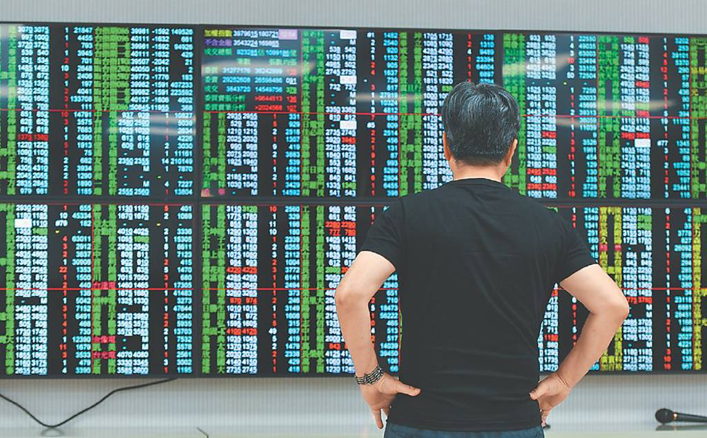 台股失守46K、外資大砍369億！分析師曝短線操作3原則
