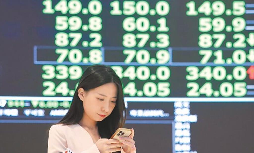 台股慘遭血洗、還能攻上5萬點？外資賣超史上第3大！分析師揭3大賣壓與操作心法